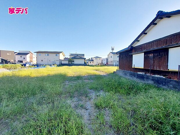 現地や周辺環境もあわせてご確認いただけます。現地ご案内いたします。お気軽にお問い合わせください。実際の陽当たりや前面道路、周辺の環境などもぜひ現地でご確認ください。スタッフが丁寧にご案内いたします。