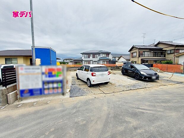 現地や周辺環境もあわせてご確認いただけます。現地ご案内いたします。お気軽にお問い合わせください。実際の陽当たりや前面道路、周辺の環境などもぜひ現地でご確認ください。スタッフが丁寧にご案内いたします。 