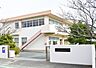 周辺：飯田幼稚園（590m）
