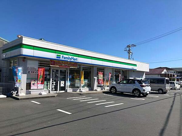 ファミリーマート浜松西神田店（380m）