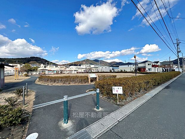 神宮寺第二公園(570m)