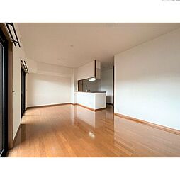 レフィナード今宿 103 1階2LDKのリビング/ダイニング