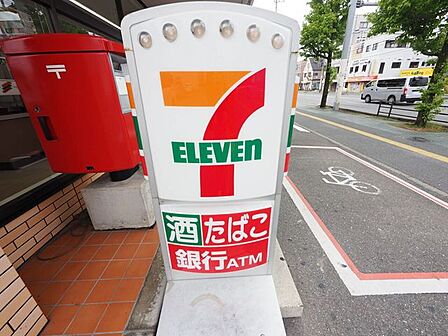 コンビニ セブンイレブン 前原波多江店 200m