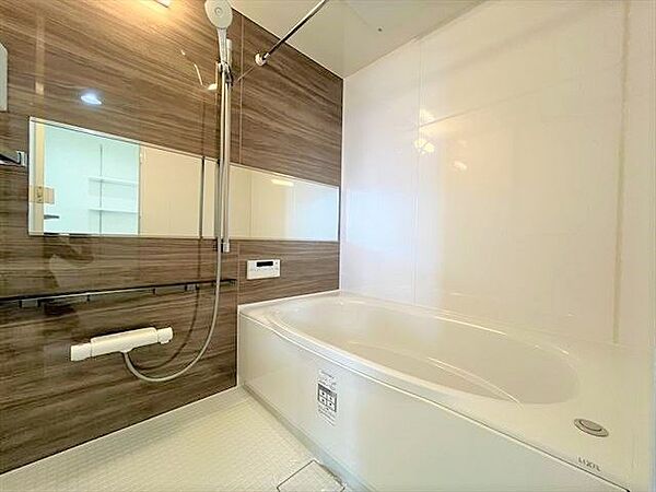 乾燥、暖房、24時間換気機能ございます！