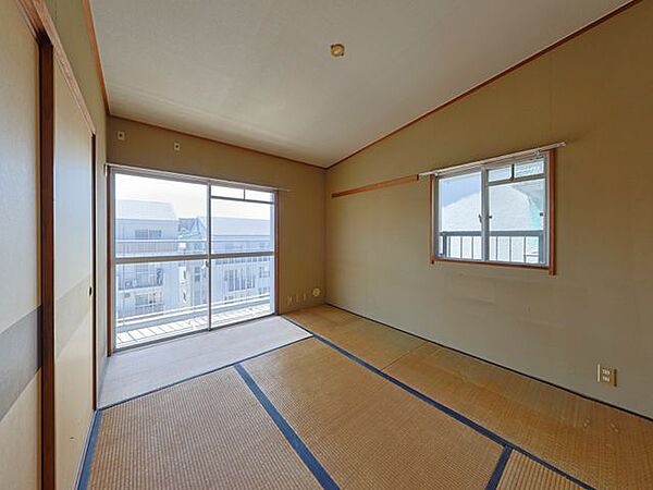 和室約6帖ございます！