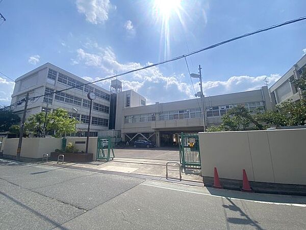 第一中学校 1500m