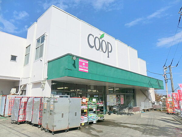 ユーコープ杉田店　約666ｍ