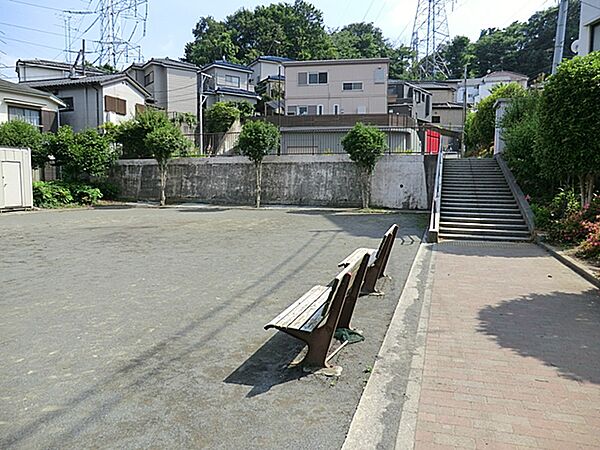 戸塚町ぜんば公園　約254ｍ