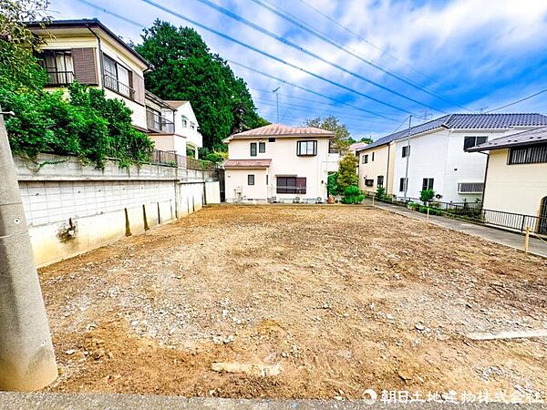 【外観】閑静で落ち着きのある住環境♪穏やかな街並みに包まれ、ご家族でゆったりと心地よく暮らせます！