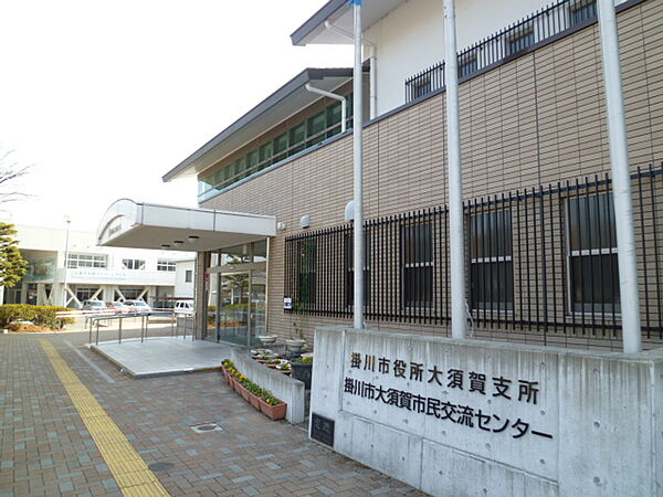 掛川市役所大須賀支所（861m）