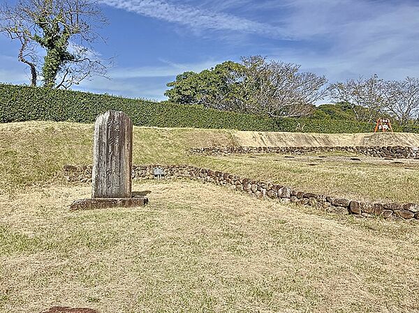 横須賀城跡公園（1770m）