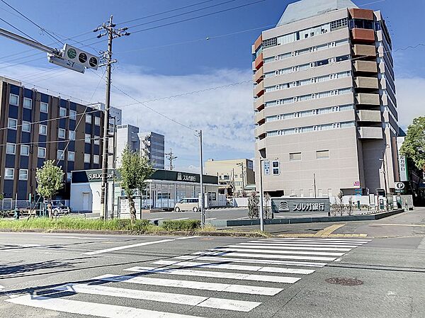 スルガ銀行掛川支店（983m）