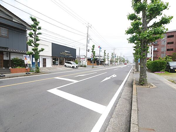 最寄り駅徒歩圏内で便利な場所です