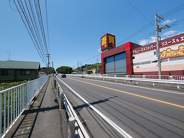 国道6号沿いの便利な場所です