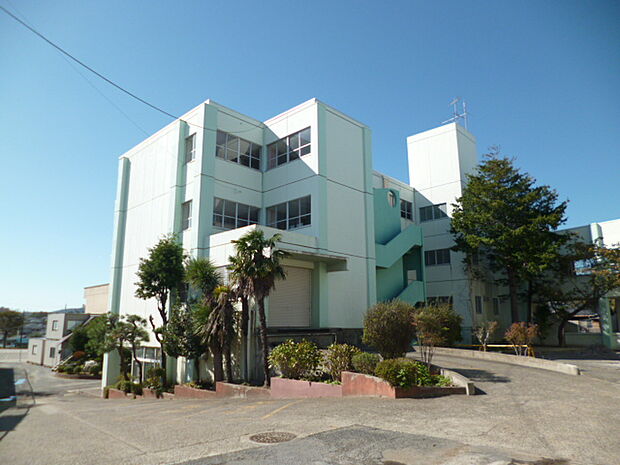 日立市立河原子小学校(413m)