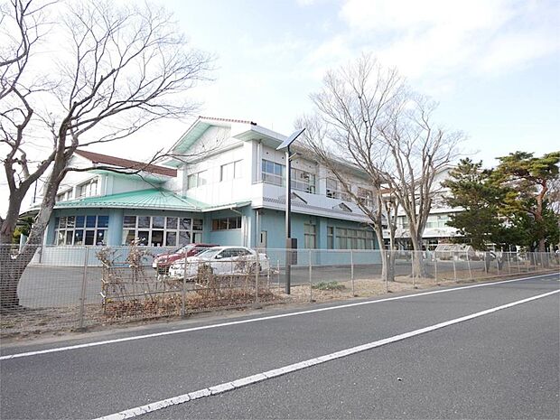 高萩市立東小学校(201m)