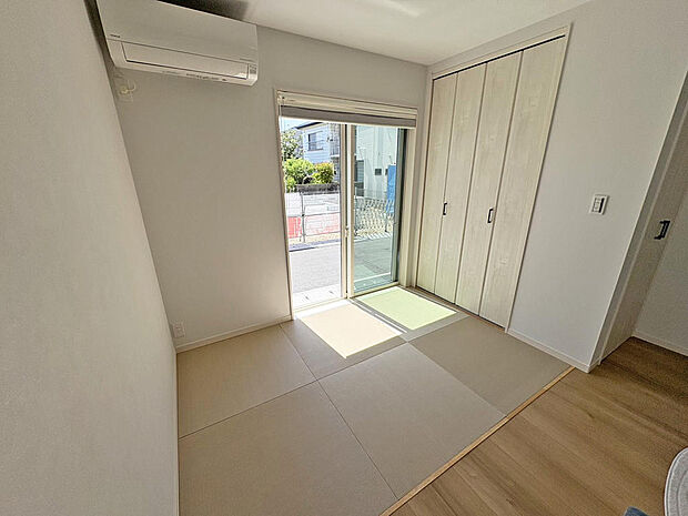 ■たたみコーナー■LDK18.1帖+畳コーナー3帖!畳コーナーはお子様が遊んだりお昼寝したり出来て便利♪