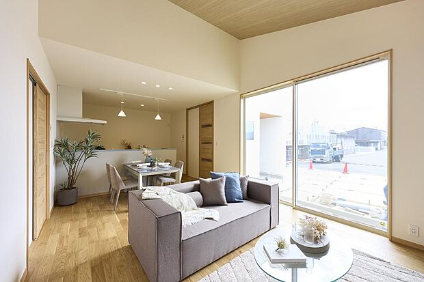 ■LDK■17.9帖のLDK♪ 是非、お気軽にお問合せ下さい♪来店予約受付中!