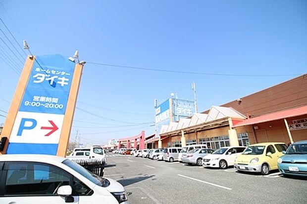 DCM稲美店 約2800m
