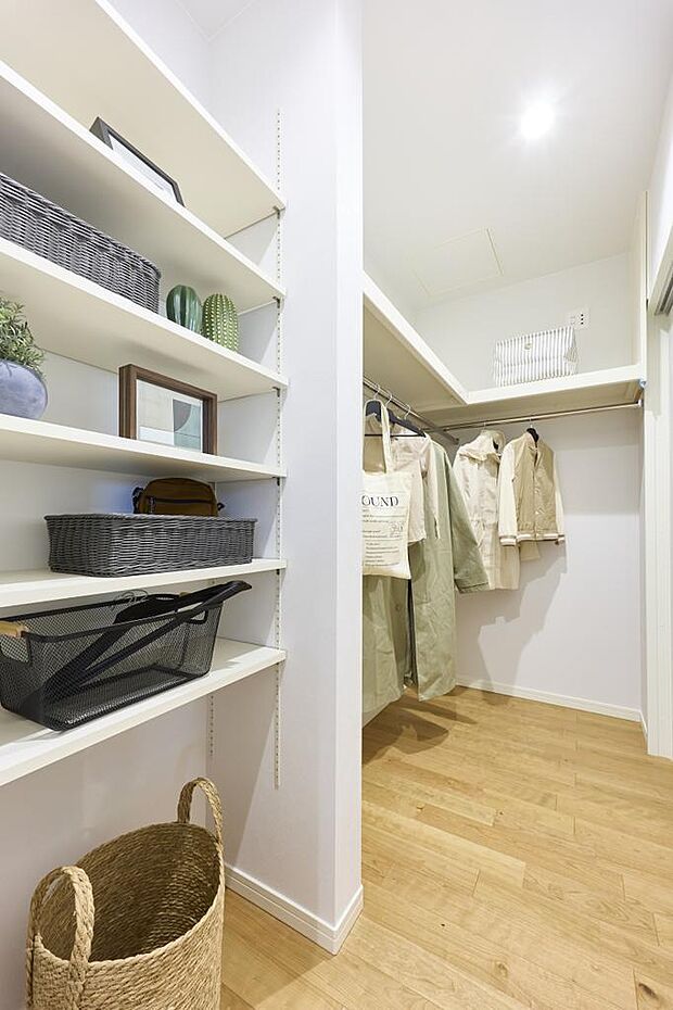 ■WIC■シーズンレスに洋服の収納ができるゆったりとしたウォークインクローゼット♪ 是非、お気軽にお問合せ下さい♪来店予約受付中!