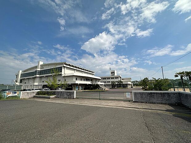 稲美町立稲美中学校 約1970m