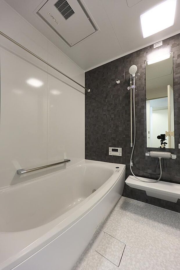 ■浴室■保温効果&ゆったりした浴槽♪1日の疲れをリセット♪