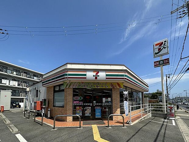 セブンイレブン魚住清水店　約540ｍ