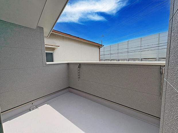 ■バルコニー■陽当り・風通し良好な気持ちの良いバルコニー！