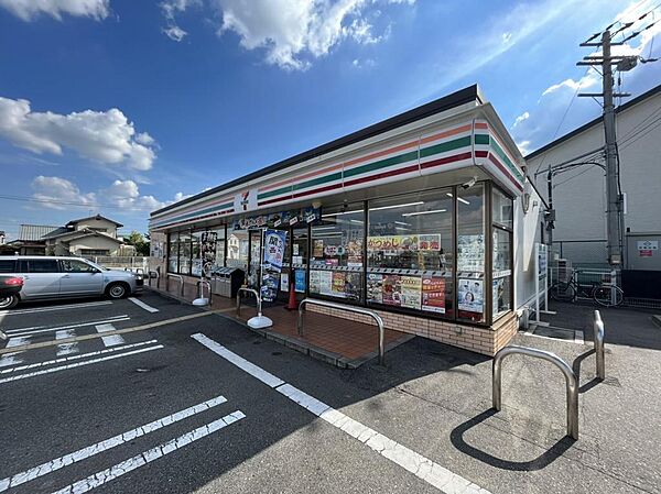セブンイレブン加古川備後店　約520ｍ