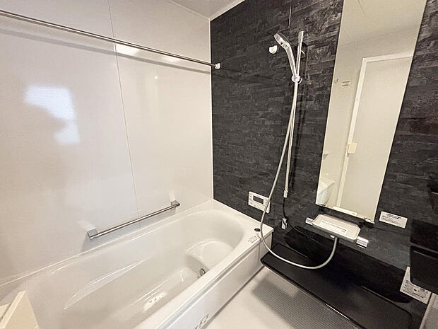 ■浴室■ゆったりと寛げるお風呂タイム♪浴室乾燥機付きです!