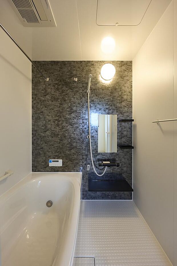 ■浴室■ゆったりと寛げるお風呂タイム♪浴室乾燥機付きです！