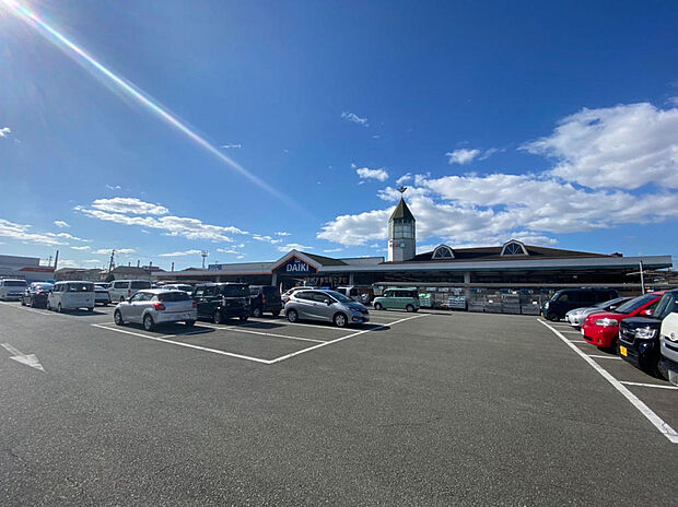 DCMダイキ別府店　約1760ｍ