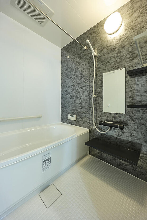 ■浴室■ゆったりと寛げるお風呂タイム♪浴室乾燥機付きです！