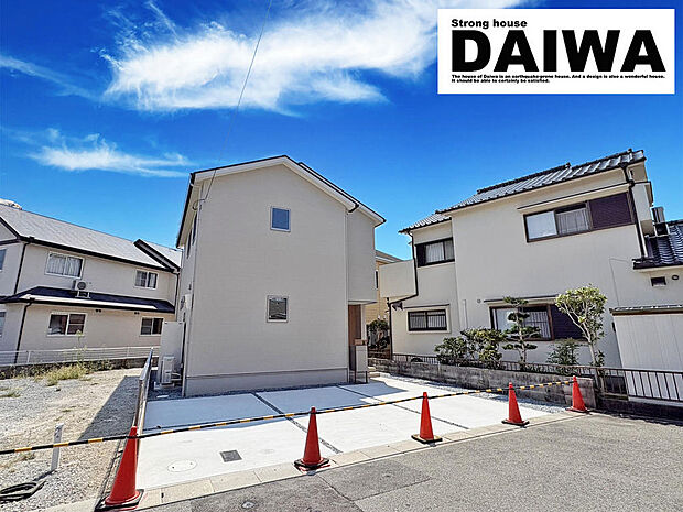 ■現地外観■前面道路広く陽当たり良好◎