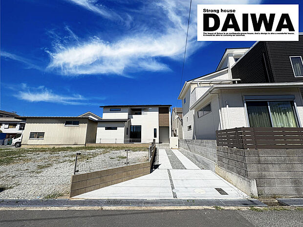 ■現地外観■小学校・お買い物施設も徒歩圏に整った環境で過ごしやすいです♪