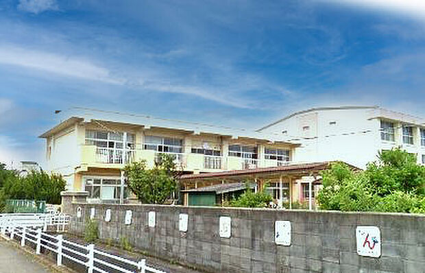 王子幼稚園　約430ｍ