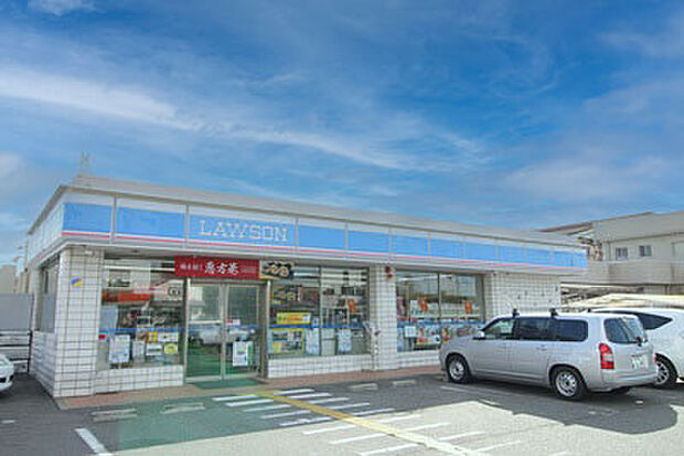 ローソン西区持子2丁目店 約690m