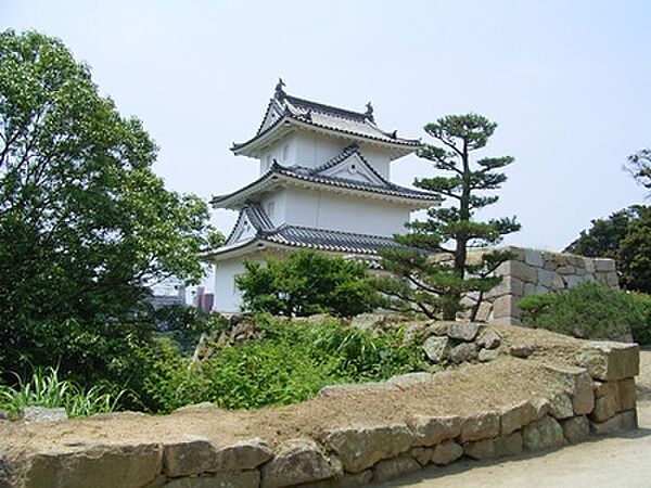 明石公園　約300ｍ