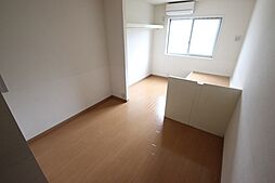 ニホコーポラスIII 2階ワンルームのリビング/ダイニング