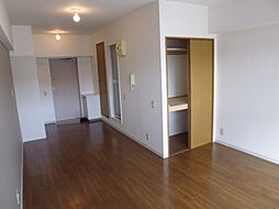 とんぼビル 3階ワンルームのリビング/ダイニング