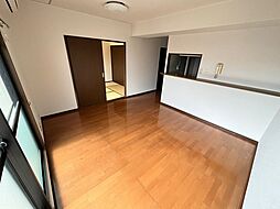 グランデュア緑井 6階2LDKのリビング/ダイニング