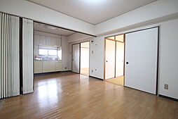 コーポハピネス 5階2LDKのリビング/ダイニング