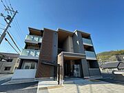 海田市駅より徒歩12分 1階 築2年8ヶ月の賃貸物件