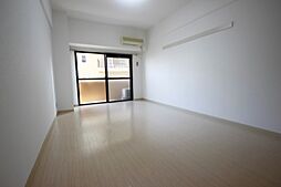 グレイシャス宇品 3階1DKのリビング/ダイニング