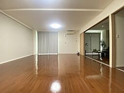 グランアークテラス 8階2LDKのリビング/ダイニング