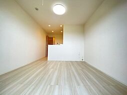 ヒルズスクエア 1階1LDKのリビング/ダイニング