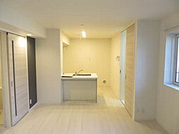 フォレストアーチ 1階1LDKのリビング/ダイニング