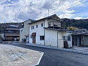 海田市駅より徒歩31分 築55年3ヶ月 2階建の賃貸物件