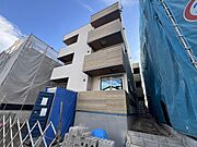 広電五日市駅より徒歩6分 新築 3階建の賃貸物件