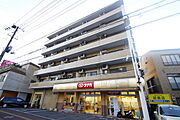 県病院前駅より徒歩3分 6階 築39年5ヶ月の賃貸物件